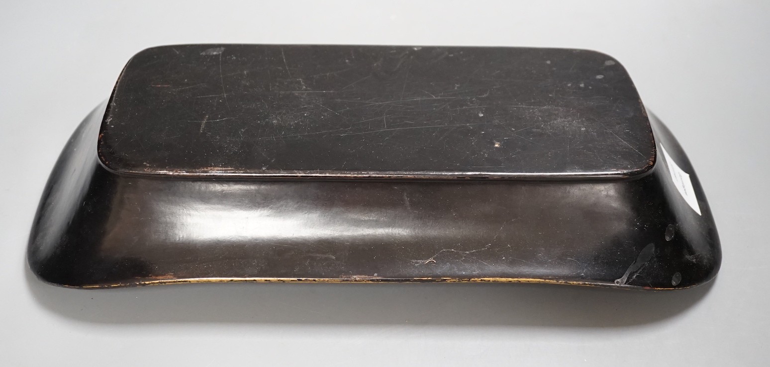 A Regency papier mache dish of rounded rectangular form - 40cm wide